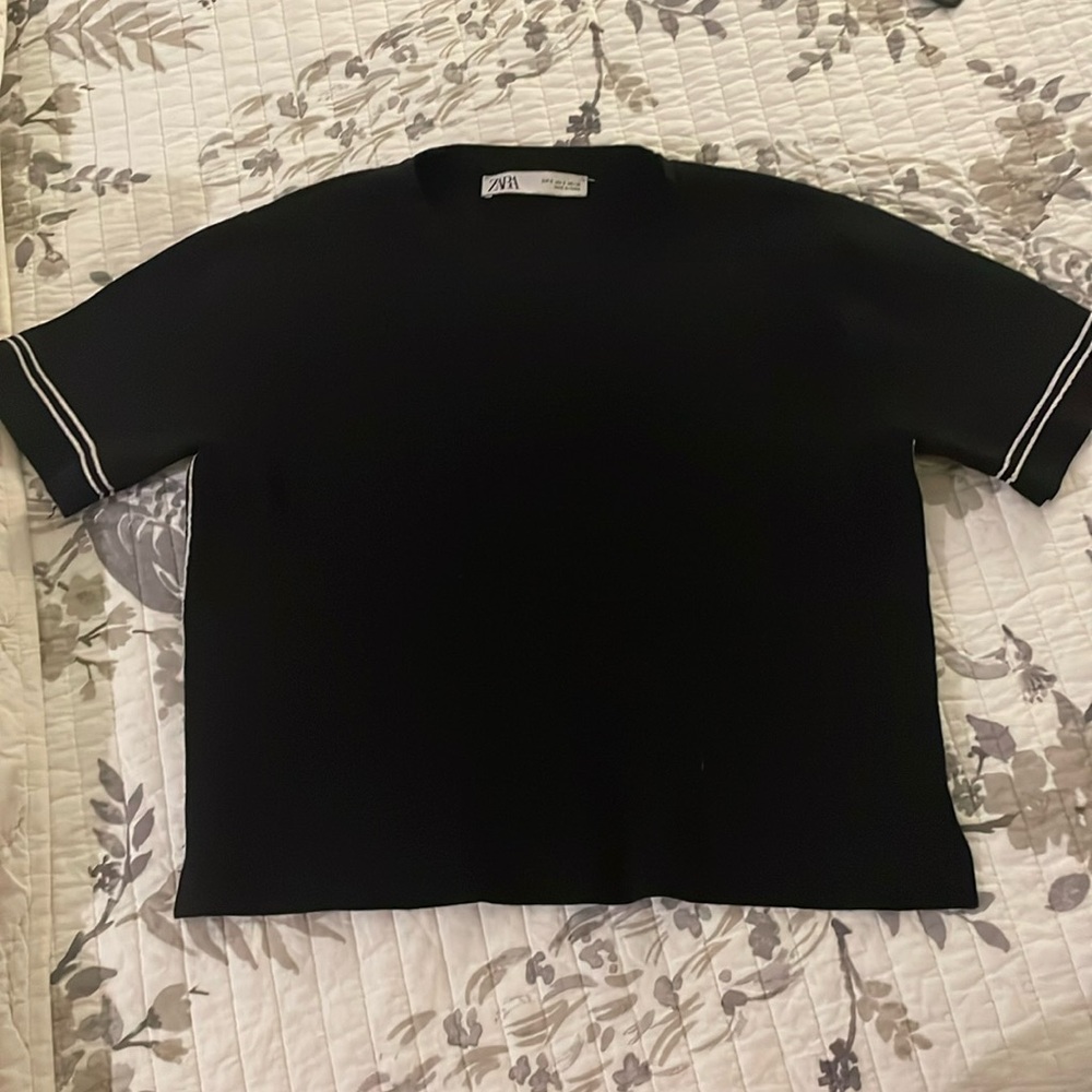 Zara Knit Tshirt